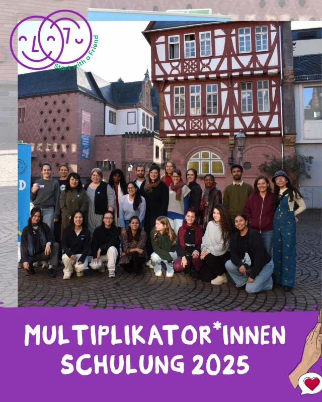 Multiplikatorinnen-Schulung 2025! 🎉 Zum Jahresende haben sich unsere Standortkoordinatorinnen und Vermittlungskoordinatorinnen in Frankfurt getroffen, um gemeinsam: zurückzuschauen, unsere Erfolge zu feiern, Herausforderungen zu teilen, voneinander zu lernen und die erste Ideen für 2026 zu spinnen.

Wir sind sehr stolz auf euch: für das Herz, das ihr in eure Communities und Standorte steckt.

Jede Idee, jede Strategie, jeder Trick und jedes Programm zeigt, wie viel Talent in SwaF gibt es und wie ihr unsere Gesellschaft in 26 Standorten gestaltet.

Danke für eure Ehrlichkeit und eure klaren und starken Stimmen.

Klar, es gibt noch viel zu tun, um unsere Rollen und Communities zu stärken, aber wir sind auf dem richtigen Weg: und gemeinsam wächst alles stärker.

Vielen Dank an Alle!

#startwithafriend #swaf #miteinanderfüreinander #menschenstärkenmenschen #gemeinsamstark #multiplikator #gesellschaftgestalten #schulung2025